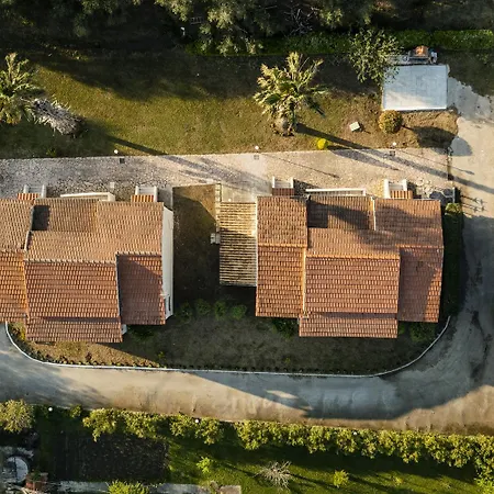 شقة Parakladi Seaside Retreat