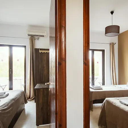 Parakladi Seaside Retreat Apartment *
