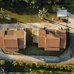 公寓 Parakladi Seaside Retreat