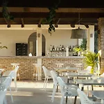 Parakladi Seaside Retreat *