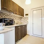 公寓 Parakladi Seaside Retreat