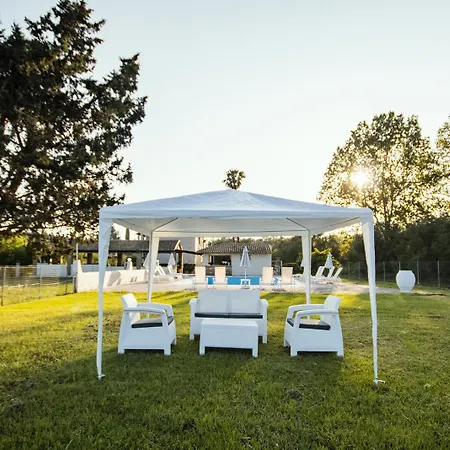 Parakladi Seaside Retreat Apartment